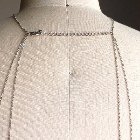 Body Chain Crystal Center Adjustable Closure Body Jewelry - Picture 5 of 5